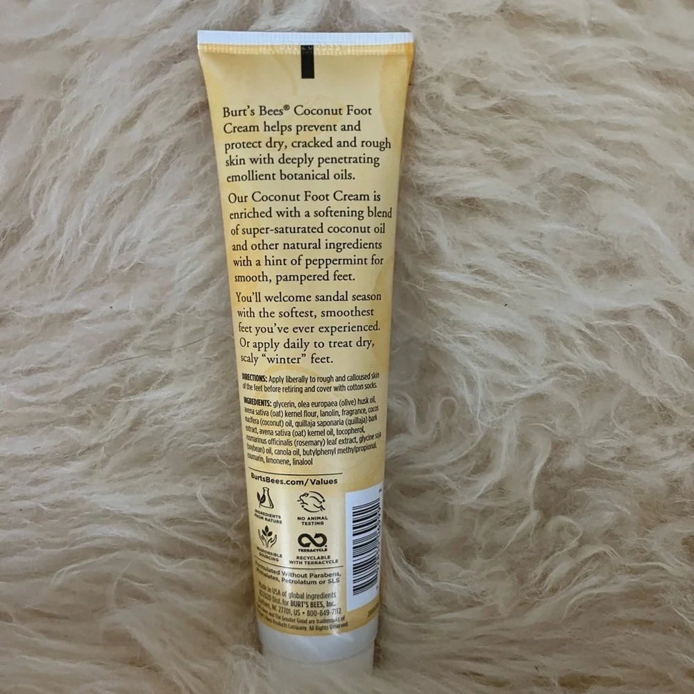 NWT Burt’s Bees Coconut Foot Cream with Vitamin E